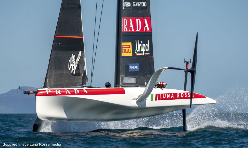 AC38-Luna-Rossa-AC40-2026