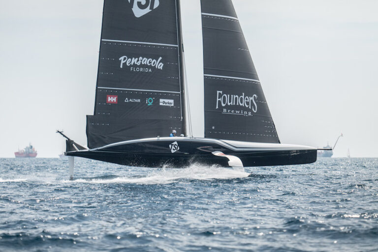 Gli americani si sono iscritti alla America's Cup di Napoli