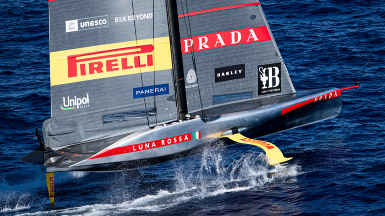 Home 7 america's cup - regate preliminary napoli